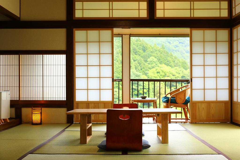 Ryokan Izumoya Yufu Zewnętrze zdjęcie