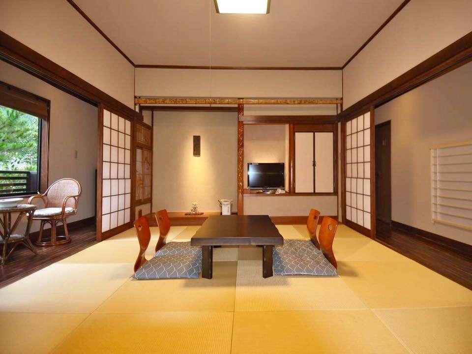 Ryokan Izumoya Yufu Zewnętrze zdjęcie